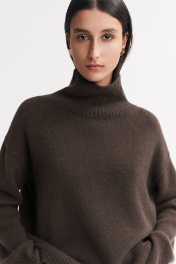 Boyfriend Turtleneck - Turtlenecks - Chocolate | Rizzing up