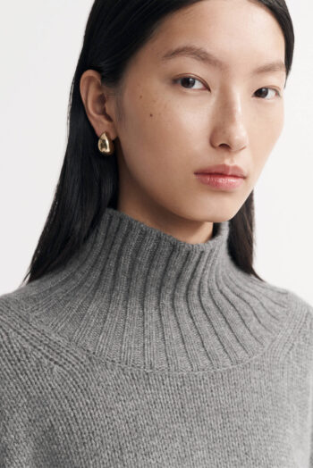 Girlfriend Turtleneck - Turtlenecks - Grey | Rizzing up