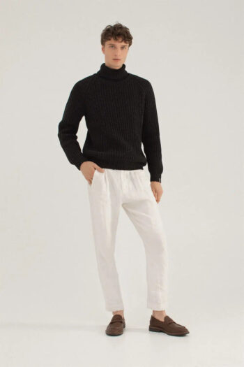 Fine merino wool pullover sweater LAND