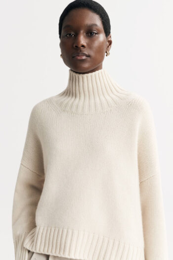 Girlfriend Turtleneck - Turtlenecks - Feather White | Rizzing up