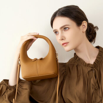 Fashionable One Shoulder Lunchebox Bag 2024 New Versatile Summer Top layer Cowhide Women's Bag with Genuine Leather High Grade Feeling Crossbody Bag