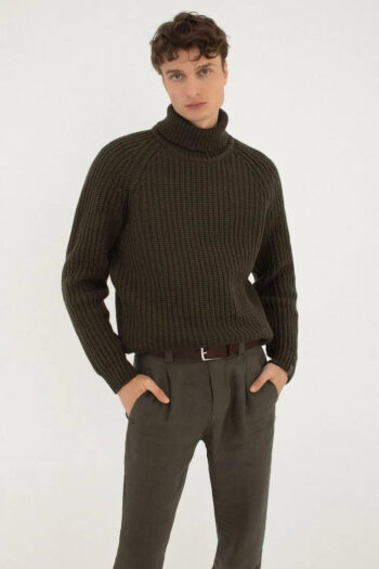 Fine merino wool pullover sweater LAND