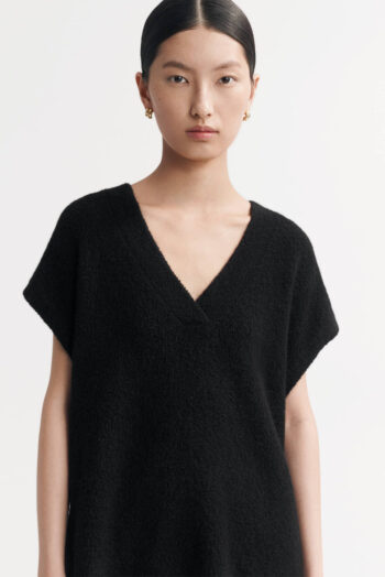 Boucle V-neck - V-Necks - Black | Rizzing up